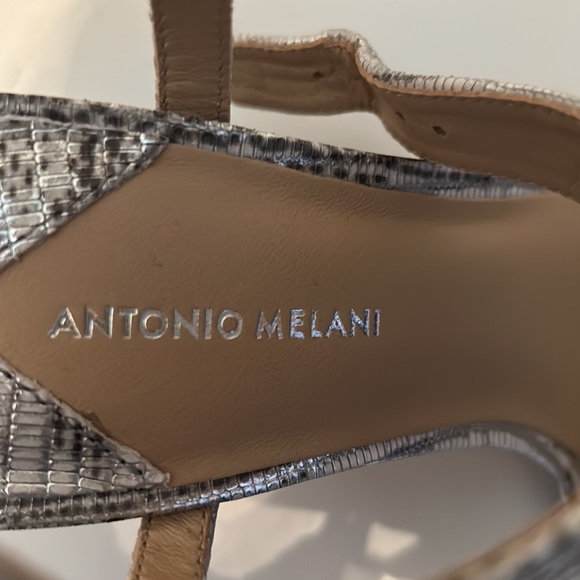 Silver heels - Picture 4 of 6